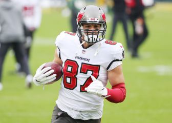 Reporte: Bills muestran interés en Rob Gronkowski
