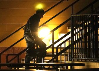 Peloteros auxilian con dinero
a trabajadores de parques