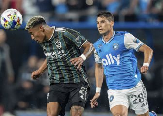 Efraín Álvarez arruina la fiesta en Charlotte