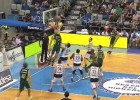 Fran Vázquez y Unicaja arrollan a Gipuzkoa Basket