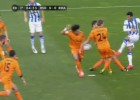 La Real reclamó penalti por mano de Xabi Alonso