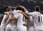 El Real Madrid hace bueno el tropiezo del Barcelona
