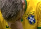 Neymar lloró desconsolado al terminar de entonar el himno