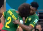 Pelea entre dos jugadores de Camerún en mitad del partido
