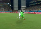 ¿Hubo falta de Emenike sobre Spahic en el gol de Nigeria?