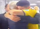 El emotivo abrazo de James Rodríguez con Pekerman