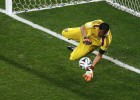 Sergio Romero se viste de héroe en la tanda de penaltis