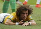 ¿Por qué despejó David Luiz al centro en el gol de Blind?