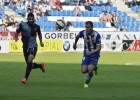 El Alavés somete al Sabadell y gana por fin como local