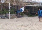 La última maravilla de Ronaldinho en futvoley