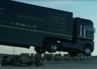 ¿Podrá este camión pasar por encima de un coche de F1?