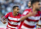 El Granada huye del descenso con el triunfo en Anoeta