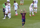 El Deportivo empata y se salva el día de la despedida de Xavi