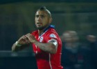 Vidal consigue, de penalti, su décimo gol con La Roja