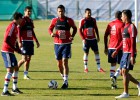 Santa Cruz y Samudio, dudas de Paraguay frente a Uruguay