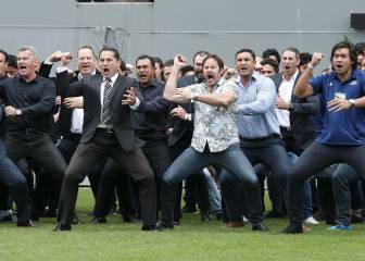 La haka que puso los pelos de punta en el funeral de Lomu