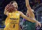 Gran Canaria apaliza al Unicaja y lo hunde todavía más