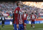 El Atleti encalla contra un Sevilla con diez jugadores