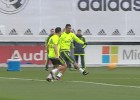 CR7 takes training seriously: see how he celebrates scoring!