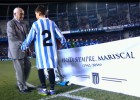 Emotivo homenaje a Perfumo en el estadio de Racing