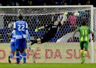 Sporting close gap as Porto fall at home 0-1 to bottom side