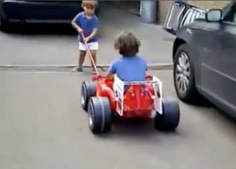 Estos niños son unos cracks: ¡El mejor 'pit stop' que has visto!