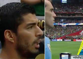 Suárez y Godín alucinaron con el lío de los himnos