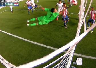 El increíble vuelo de Superman Ospina: ¡Cómo sacó esa mano!