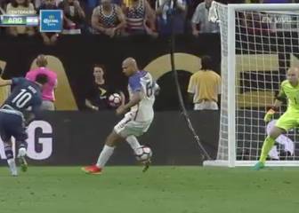 Asistencias como esta al 'Pipa' hacen igual de feliz a Messi