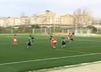 Renato con 10 años: ruletas como el mismísimo Zidane