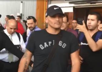 El espectacular recibimiento a 'Chupete' Suazo en Monterrey