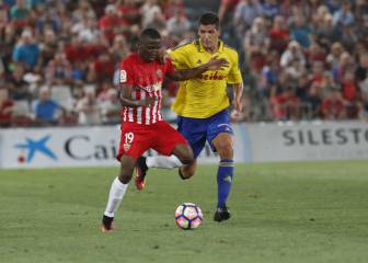 El Cádiz empata en Almería en su regreso a Segunda