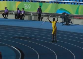 Triple-trebler Bolt tries his hand at javelin throwing in Rio