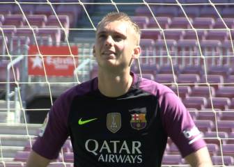 Cillessen alucina en el Camp Nou: ¡como un auténtico niño!