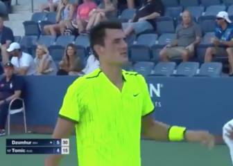 Tomic tells fan: 