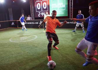 Jordi Alba, Rakitic, Rafinha play 3 on 3. Who won?