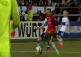 Esto es inconcebible: la patada que sufrió Cristiano al inicio