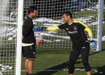 Esto le dijo el DT albo a Villar tras penal que tapó a Agüero