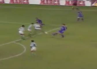 Often imitated, never bettered: Laudrup's no-look pass at Betis
