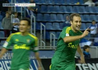 Santamaría rescata al Cádiz y amarga al Tenerife in extremis