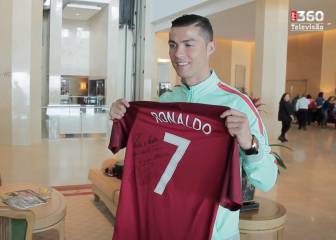 Cristiano, con Portugal, apoya a un compañero con cáncer