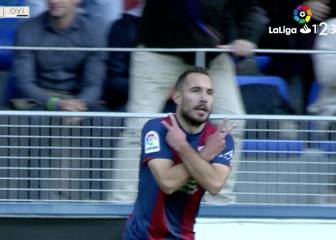 El Huesca gana al Oviedo y se pone segundo en la tabla