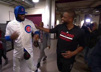 LeBron keeps his word and wears Chicago Cubs uniform