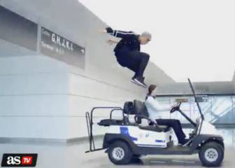 Parkour athlete takes flight in Munich airport