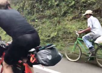 Random man on a bike outpaces professional cyclists