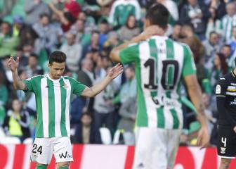 Ceballos y Rubén Castro hacen sonreír al Betis en el Vilamarín