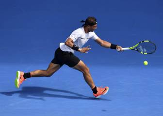 El Nadal de siempre: corre de lado a lado y 'mata' a su rival