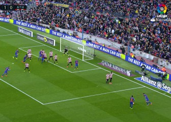 Para Messi las faltas son penaltis: ¡la clavó desde el córner!