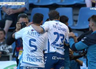 Un Tenerife imparable gana en el Heliodoro al Elche