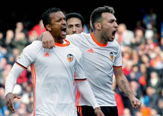 Orellana y Zaza dan un soplo de aire fresco al Valencia